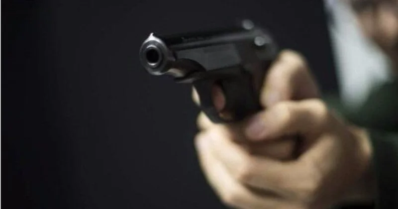 Sabiq icra başçısının oğlu adam güllələdi YEVLAXDA SİLAHLI İNSİDENT / YENİLƏNİB