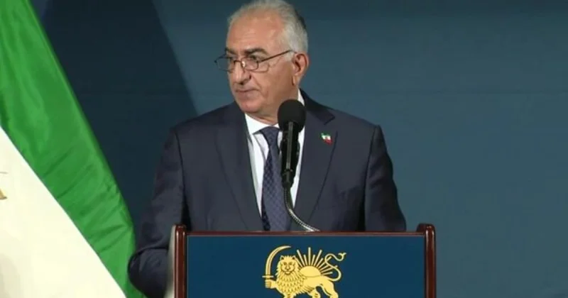 Pəhləvi İranda demokratiya qurmaq istəyir