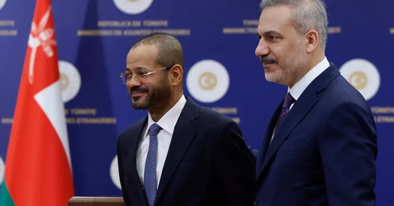 Hakan Fidan və Omanın XİN rəhbəri bölgədəki vəziyyəti müzakirə ediblər