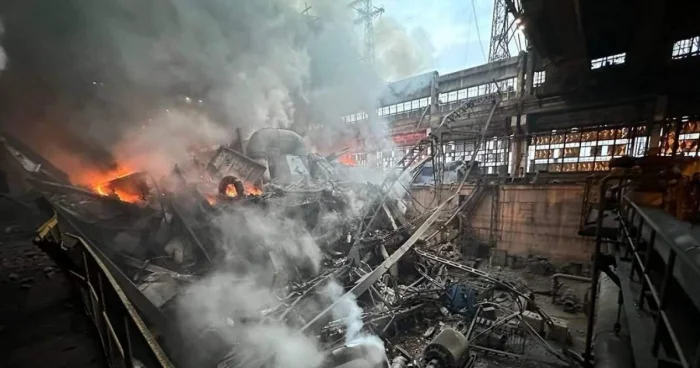 Şmıqal: “Ukrayada zədəsiz elektrik stansiyası qalmayıb”