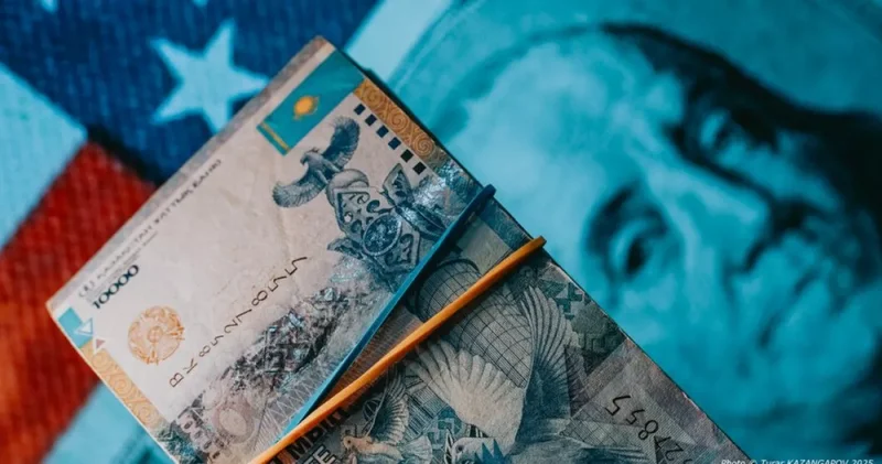 Reuters: Тенге под угрозой обвала