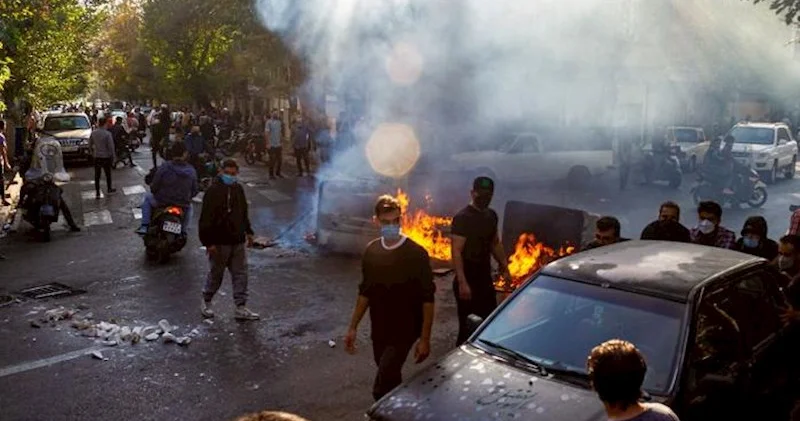 İranda etirazçıların cəsədlərini qaytarmaq üçün külli miqdarda pul tələb edirlər KİV