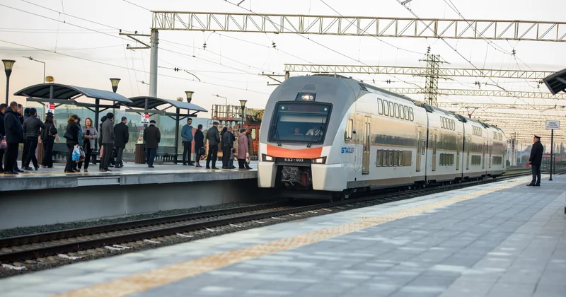 Xırdalana qatarla gedənlərin NƏZƏRİNƏ!