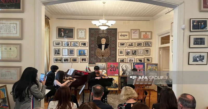 Bakı və Vilnüsdə yanvar hadisələrinin qurbanları anılıb FOTO