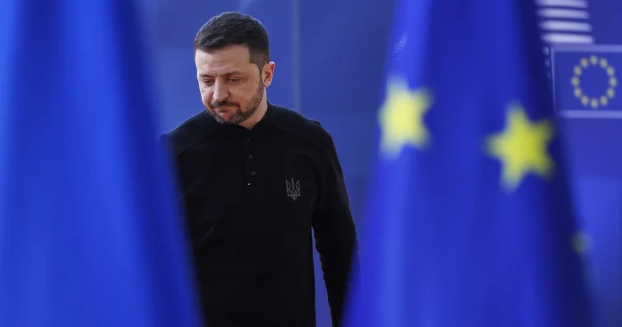 FT: Kiyev Aİ yə qoşularsa, Zelenski ərazilərdən əl çəkəcək