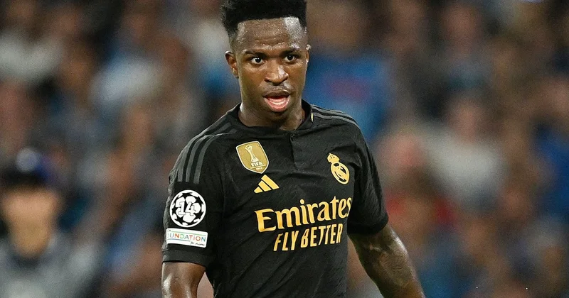 “Real” Vinisiusu “Arsenal”ın hücumçusu ilə əvəz edə bilər