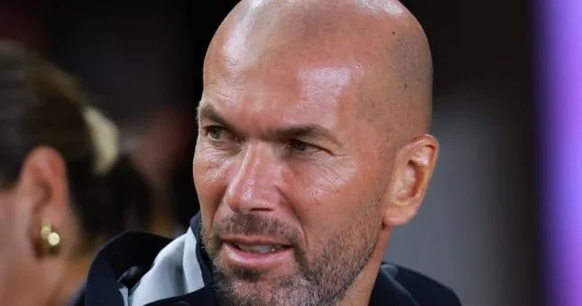 “Real”da uğurun açarı futbolçuya yaxın olmaqdır Zidan