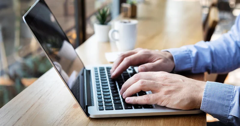 В работе соцсети X произошел сбой