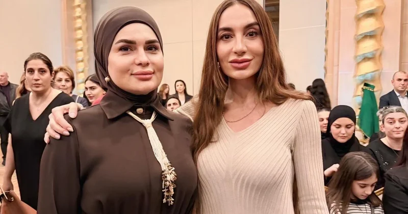 Fərqanə Qasımova Arzu Əliyeva ilə bir arada...
