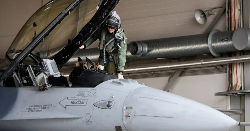 KİV: Amerikalı və hollandiyalı veteranlar F 16 larla Ukrayna səmasını müdafiə etməyə başlayıb