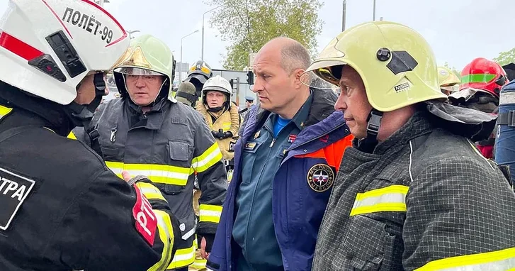 Пожар в здании автосервиса и хостела на севере российской столицы, есть пострадавшие