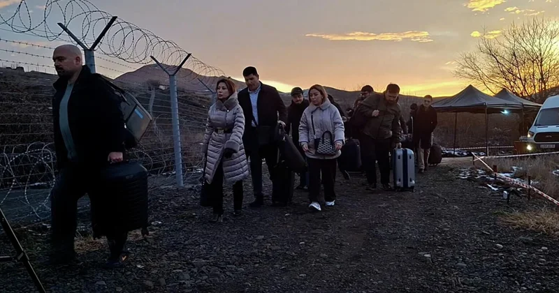 Партия Пашиняна о визите азербайджанцев в Армению