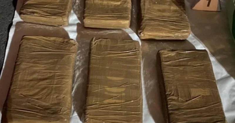 ВМС Сальвадора перехватили рекордную в истории страны партию кокаина