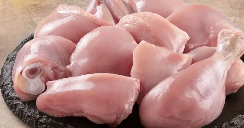 Азербайджан возобновил поставки куриного мяса из Великобритании