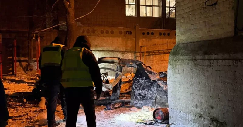 СБУ задержала российских агентов после подрыва автомобиля возле здания спецслужбы в Киеве ФОТО