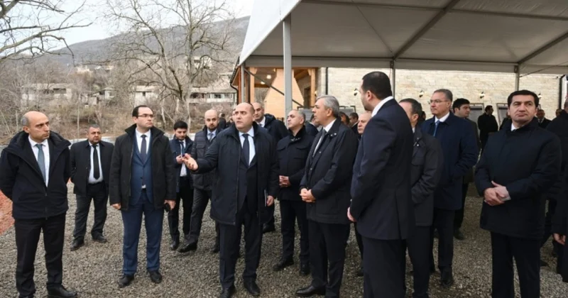 Qərargah üzvləri ilk yaşayış məhəlləsinə baxış keçiriblər