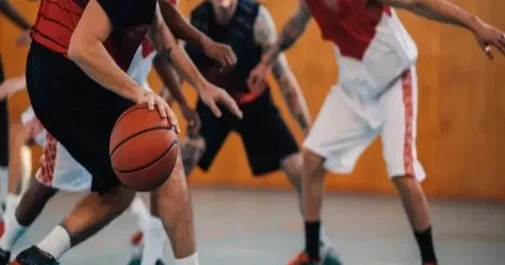 Basketbol ayaqqabıları ilə zəlzələlər arasındakı təəccüblü əlaqə: Cırıltı səsinin kodu tapıldı
