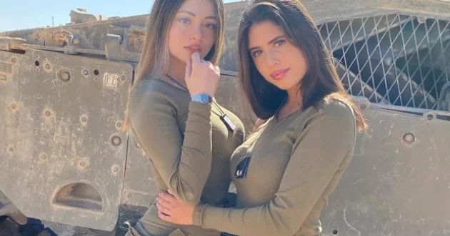 Müharibə dövründə qadın hərbçilərin bu görüntüləri tənqid olundu