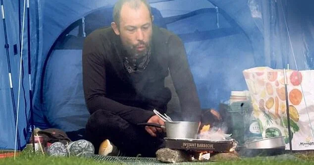 Milyonları olan aktrisanın qardaşı dilənçilik edir FOTO