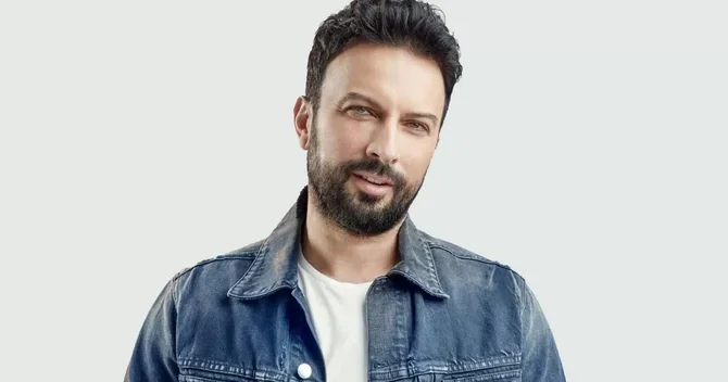 Məktəblərə silahlı hücumdan yazan Tarkan: Təcili tədbir görülməlidir!