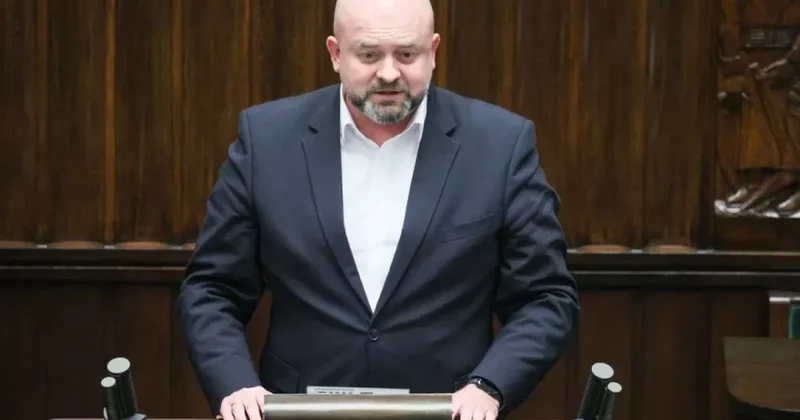 Польский депутат: Мы не будем извиняться за Берковича и свастику на израильском флаге