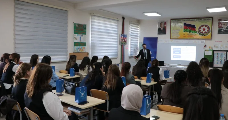 Balakəndə təhlükəsiz internet təlimləri keçirilib FOTOLAR