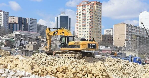 Bakıda “plana düşən ev” fenomeni: qazanc, yoxsa risk?