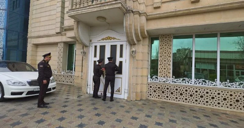 Bu şadlıq sarayı da bağlandı Yanğın təhlükəsizliyinə görə...