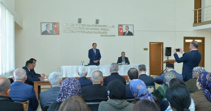Taleh Qaraşov sakinlərin problemlərini dinlədi FOTOLAR