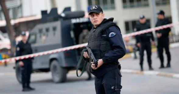 Türkiyədə hücuma görə müəllimlər aksiya keçirdi