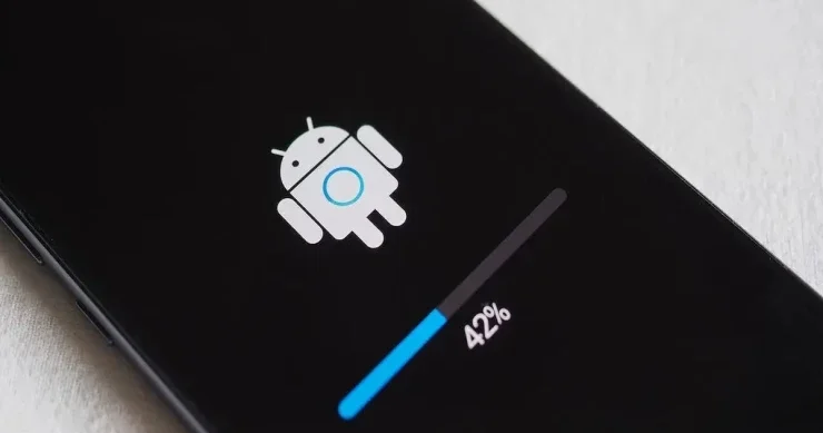 “Xiaomi” 7 smartfon modelinə dəstəyi dayandırır Siyahı