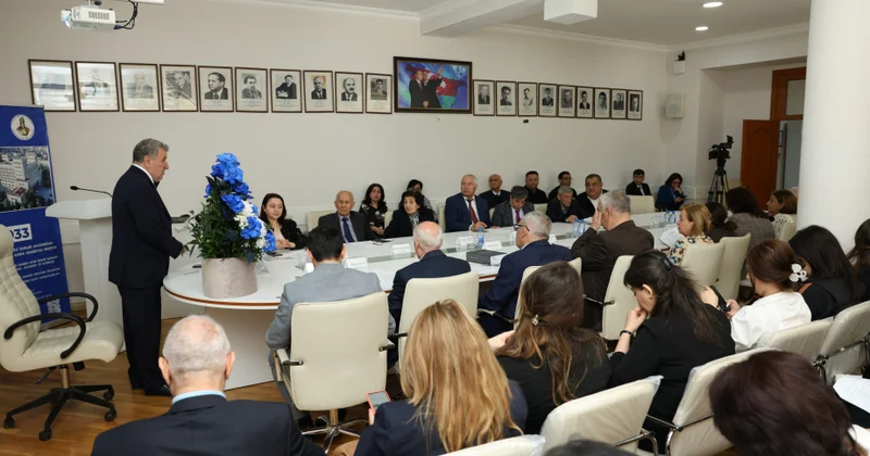 Ədəbiyyat İnstitutunda yubiley tədbirlərinə hazırlıq məsələləri müzakirə olunub
