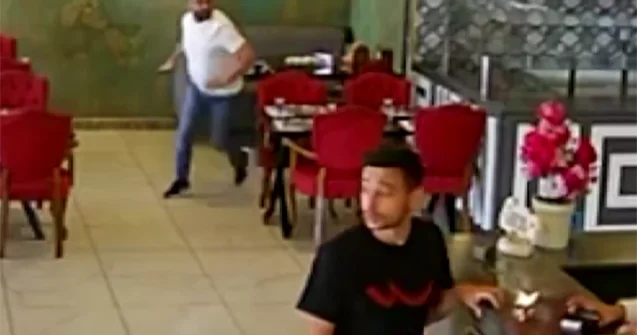 Türkiyədə zəlzələ anı belə görüntüləndi Video