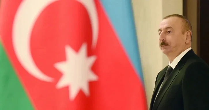 Президент принимает участие в открытии пленарной сессии саммита в Тиране