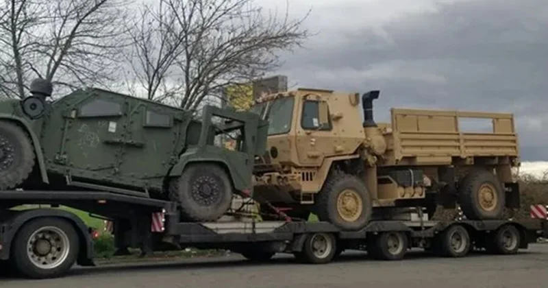 NATO nun hərbi maşını aşdı Yaralılar var