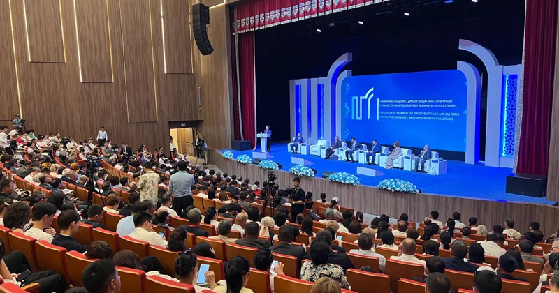Türküstanda “Yəsəvi İrsi”nə həsr olunmuş beynəlxalq simpozium təşkil edilib