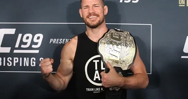 UFC ulduzları Bakıya gəlir