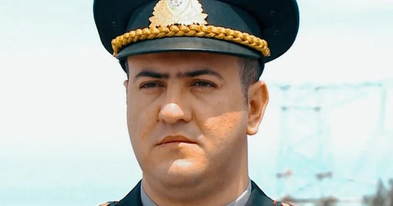 İdarə rəsmisi: Bakıda təmirlə əlaqədar hərəkətin məhdudlaşdırıldığı yollarda polis əməkdaşları tərəfindən xidmət təşkil edilir