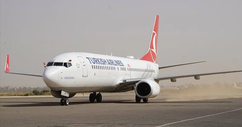 Türkiyə vətəndaşlarını daşıyan ilk təyyarə Mitiqa hava limanından havaya qalxıb