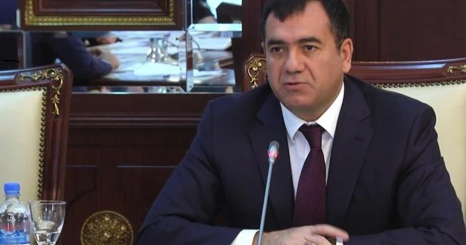 “Bu tipli dəyişikliklər zamanı mütləq müvafiq dövlət orqanlarından arayışlar alınmalıdır”