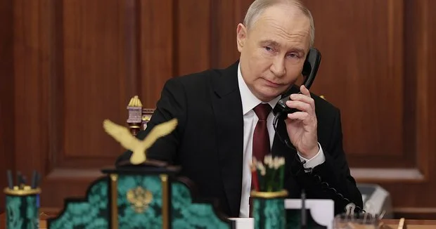 Putin Berdiməhəmmədovla telefon danışığı aparıb...