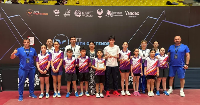 Stolüstü tennisçilər beynəlxalq yarışı üç medalla başa vurublar