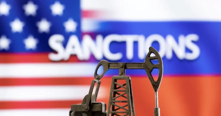 Американские ограничения на российскую нефть вновь вступили в силу