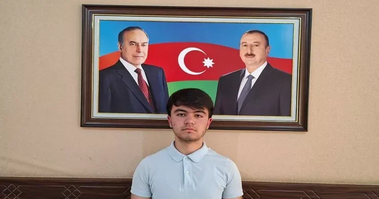 Ən çox valideynlərimə borcluyam Maksimum bal yığan abituriyent