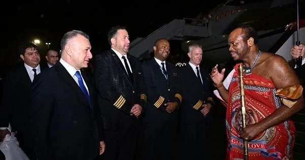 Kral III Msvati Bakıya gəldi