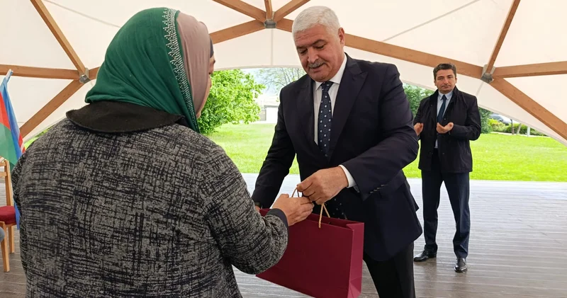 Xocalı və Ağdərəyə qayıdan ailələrə mənzillərin açarları verildi FOTO