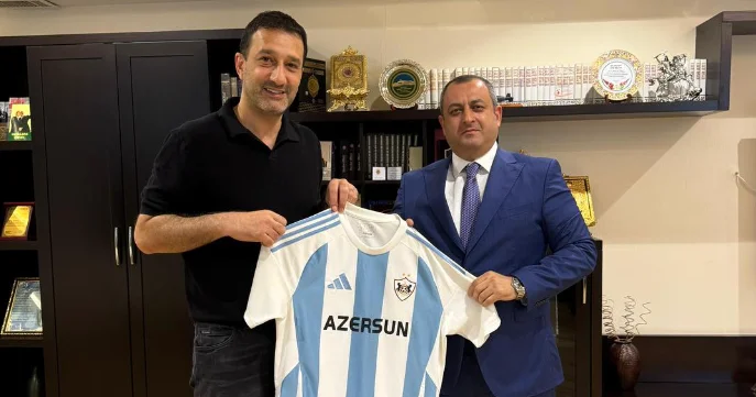 “Qarabağ” rəsmiləri icra hakimi ilə görüşdü