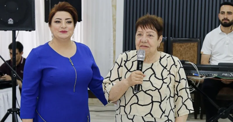 YUBİLYAR İLHAMƏ MƏHƏMMƏDQIZININ YENİ KİTABI TƏQDİM EDİLDİ