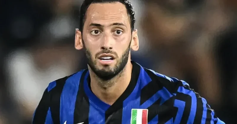 İstanbul klubu Hakan Çalhanoğlununun agenti ilə görüşəcək