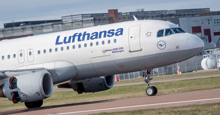Air Arabia и Lufthansa приостановили полеты в ряд стран из за конфликта Ирана и Израиля